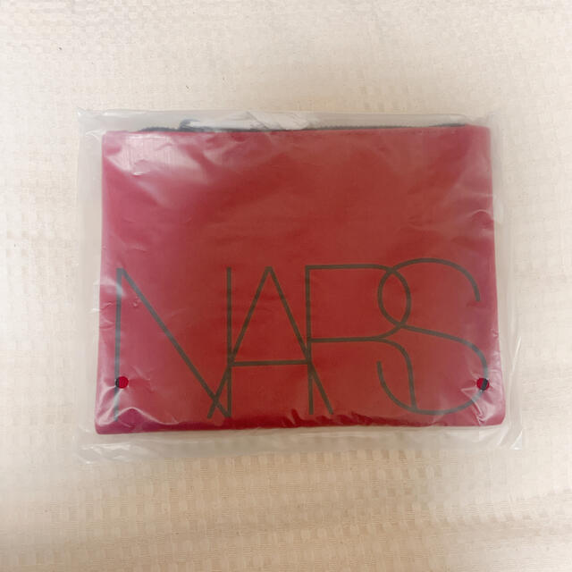 NARS(ナーズ)のNARS  オリジナルポーチ　レッド レディースのファッション小物(ポーチ)の商品写真