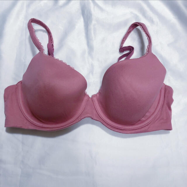 Victoria's Secret(ヴィクトリアズシークレット)の【新品未使用】VICTORIA'S SECRET lined demi 34C レディースの下着/アンダーウェア(ブラ)の商品写真