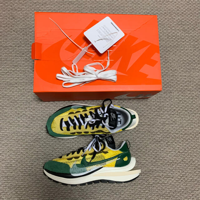 sacai(サカイ)のsacai nike vaporwaffle サカイ　ナイキ　イエローグリーン メンズの靴/シューズ(スニーカー)の商品写真