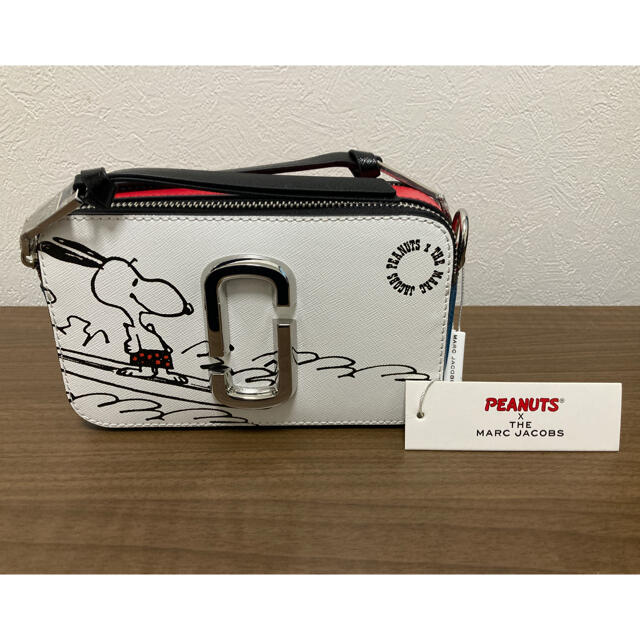 ショルダーバッグPEANUTS X MARC JACOBS スヌーピー × スナップショット