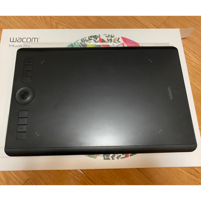 【ほぼ新品】Wacom Intuos Pro PTH-660 medium