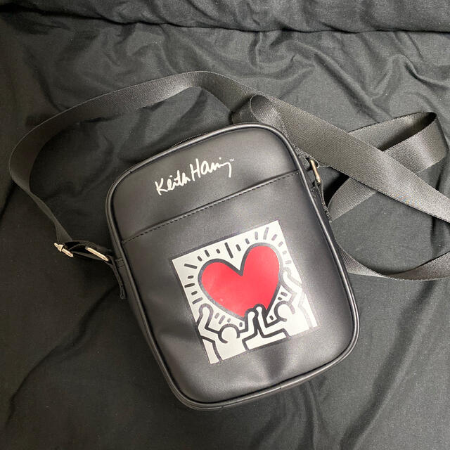 WEGO(ウィゴー)のKeith Haring ショルダーバッグ メンズのバッグ(ショルダーバッグ)の商品写真