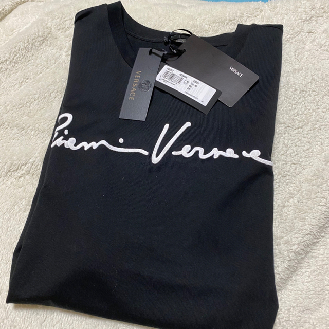 VERSACE(ヴェルサーチ)のベルサーチ　美品　タグ付　Tシャツ レディースのトップス(Tシャツ(半袖/袖なし))の商品写真