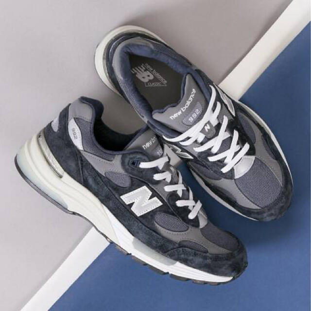 New Balance(ニューバランス)のnewbalance 992 ネイビー　M992GG us10 28cm メンズの靴/シューズ(スニーカー)の商品写真