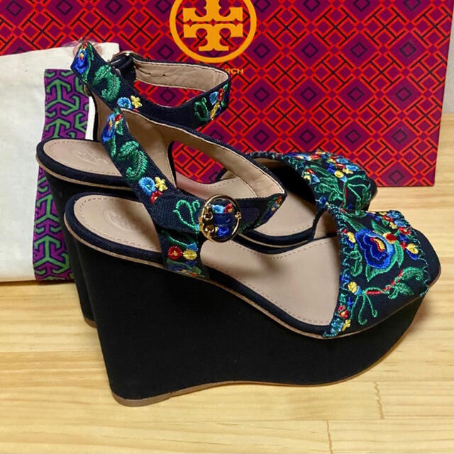 Tory Burch(トリーバーチ)のトリーバーチ サンダル 6.5 23.5cm ハイヒール パンプス ミュール レディースの靴/シューズ(ハイヒール/パンプス)の商品写真