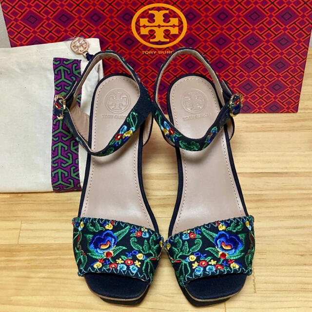 Tory Burch(トリーバーチ)のトリーバーチ サンダル 6.5 23.5cm ハイヒール パンプス ミュール レディースの靴/シューズ(ハイヒール/パンプス)の商品写真