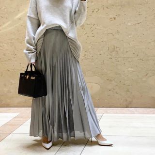 UN3D. ORIGAMI PLEATS SK👗新品未使用✨(ロングスカート)