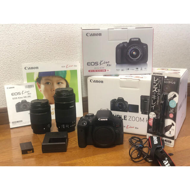 Canon EOS KISS X8i Wズームキットキヤノン