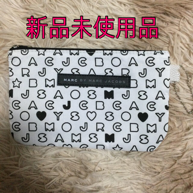 MARC BY MARC JACOBS(マークバイマークジェイコブス)の【未使用品】 マークバイマークジェイコブス  ポーチ クッションポーチ レディースのファッション小物(ポーチ)の商品写真