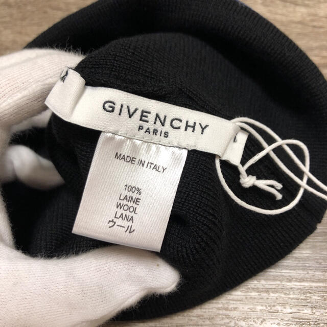 ジバンシー givency 未使用 ニット帽 ビーニー ピンク ブラック