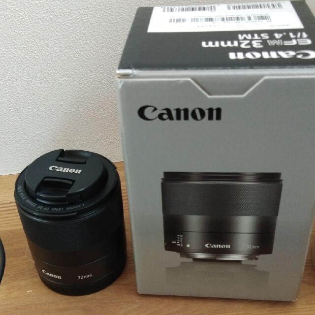 Canon EF-M 32mm f1.4 STM 単焦点　レンズ
