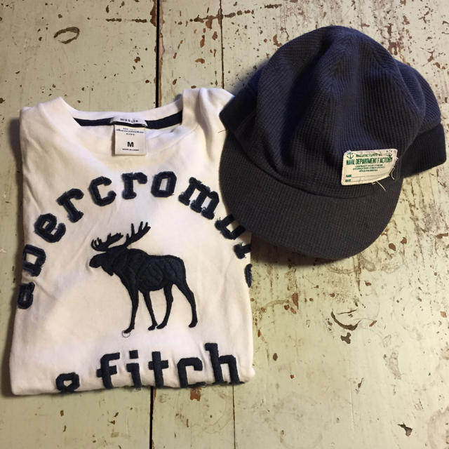 Abercrombie&Fitch(アバクロンビーアンドフィッチ)のアバクロＴシャツ キッズ/ベビー/マタニティのキッズ服男の子用(90cm~)(Tシャツ/カットソー)の商品写真