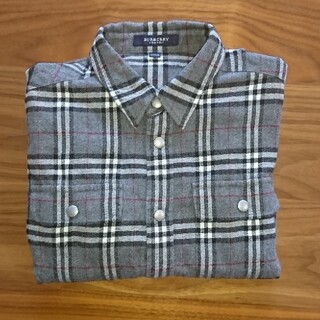 バーバリー(BURBERRY)の✱美品✱BURBERRY ノバチェック ネルシャツ グレー 130(Tシャツ/カットソー)