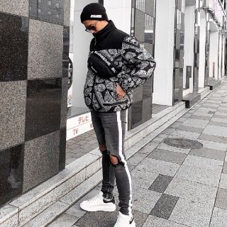 ZARA - ZARA ザラ バンダナ ペイズリー ダウン パフジャケット Mの