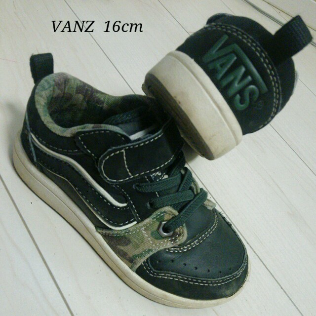 VANZ  16cm キッズ/ベビー/マタニティのキッズ靴/シューズ(15cm~)(スニーカー)の商品写真