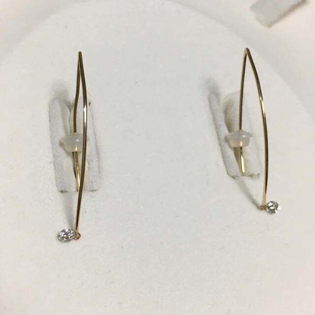 AHKAH アーカー ダイヤモンド ベアリーフ ピアス K18YG 0.12ct AHKAH アーカー ダイヤモンド ベアリーフ ピアス K18YG 0.12ct