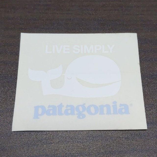 patagonia(パタゴニア)の(縦7.6cm横8.9cm) patagonia 廃盤ステッカー スポーツ/アウトドアのスポーツ/アウトドア その他(その他)の商品写真