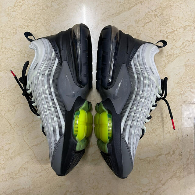 最終値下げ　NIKE AIR MAX ZOOM 950 26.0cm