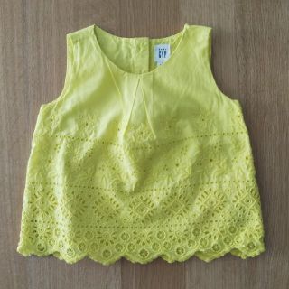 ベビーギャップ(babyGAP)のbabyGAP 黄色 ノースリーブ ブラウス 美品(ブラウス)