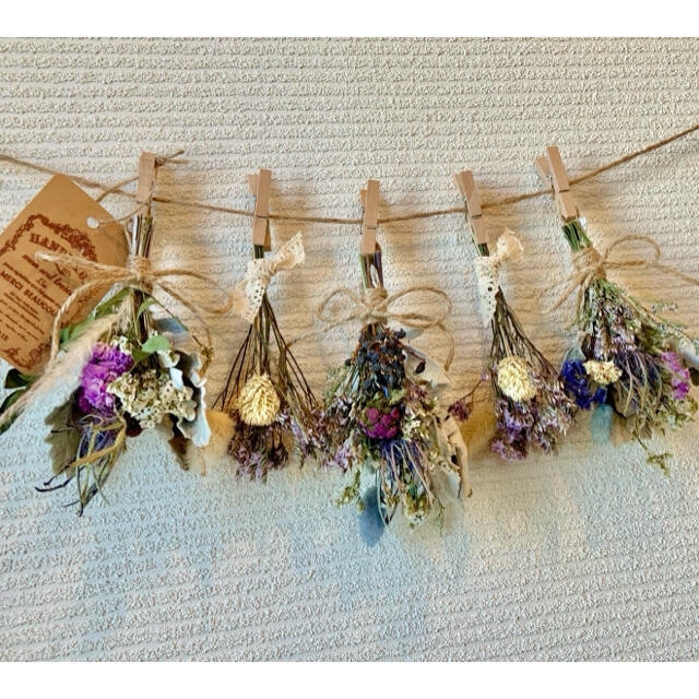 お花たっぷりドライフラワー スワッグ ガーランド❁154紫 ブルー 白 花束♪ お花たっぷりドライフラワー スワッグ ガーランド❁154紫 ブルー 白 花束♪