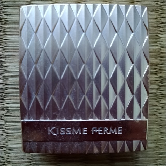 Kiss Me(キスミーコスメチックス)のma-ma様専用キスミーフェルム しっとりツヤ肌パウダーファンデーション11g コスメ/美容のベースメイク/化粧品(ファンデーション)の商品写真