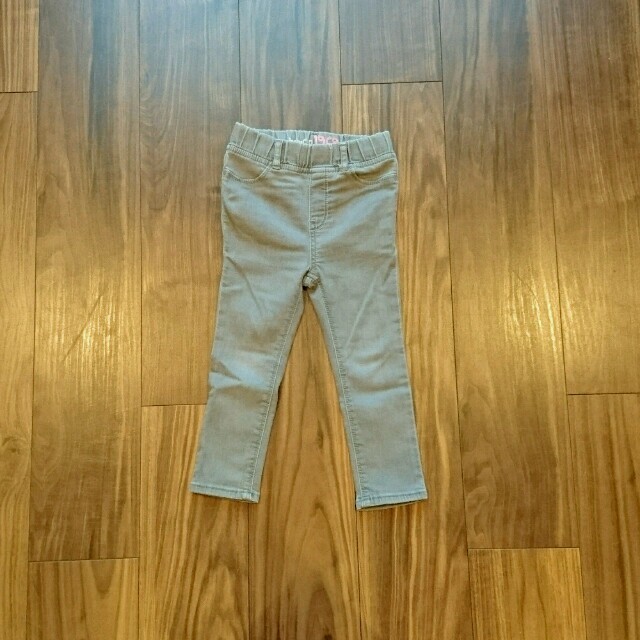 babyGAP(ベビーギャップ)の【Gap】グレージーンズスキニー95 キッズ/ベビー/マタニティのキッズ服男の子用(90cm~)(パンツ/スパッツ)の商品写真