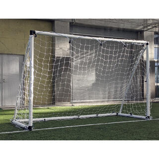 サッカーゴール Vigo32 は幅3m 高さ1 8mの組み立て式ゴールですの通販 By ななちゃん ラクマ