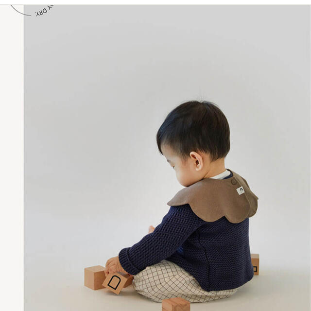 BABYBJORN(ベビービョルン)のコニー公式サイト購入　スタイ3枚 キッズ/ベビー/マタニティのこども用ファッション小物(ベビースタイ/よだれかけ)の商品写真