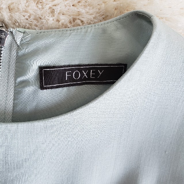 FOXEY(フォクシー)のフォクシー　ワンピース レディースのワンピース(ひざ丈ワンピース)の商品写真