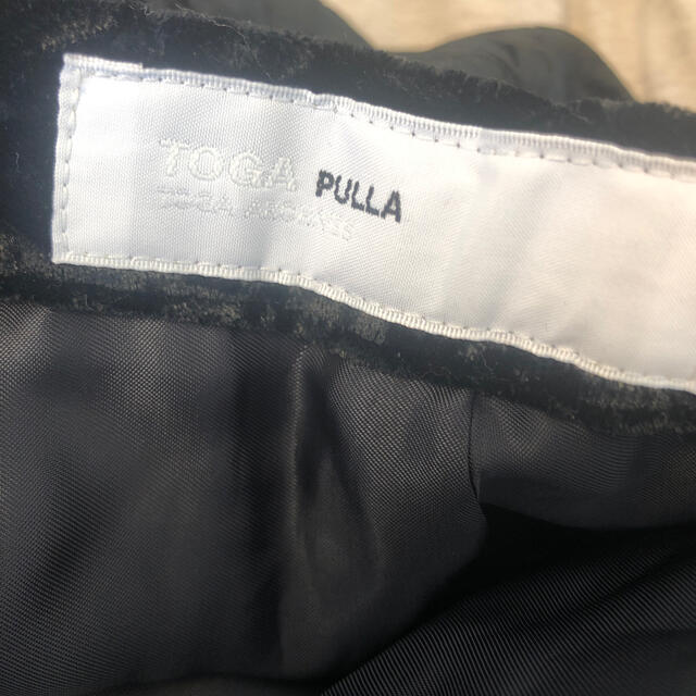 TOGA(トーガ)のTOGA PULLA クラッシュベルベットパンツ レディースのパンツ(その他)の商品写真