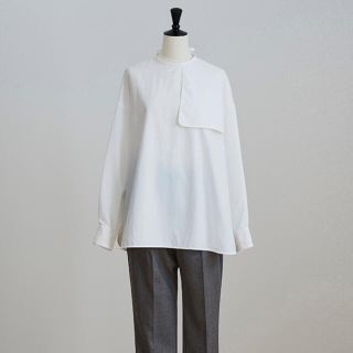 yori 2020 AW フラップブラウス　36(シャツ/ブラウス(長袖/七分))