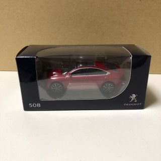 プジョー(Peugeot)のPEUGEOT プジョー 508 2018 ミニカー 赤 非売品 ノベルティー(ミニカー)