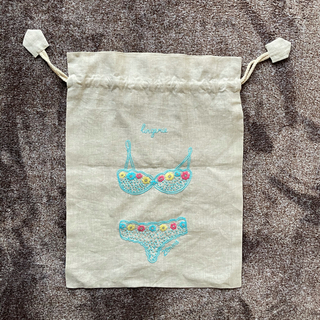 ランジェリー 巾着 袋 ポーチ リネン 手刺繍 Zenma(ポーチ)
