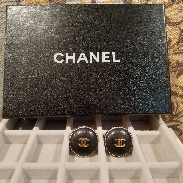 CHANEL ヴィンテージイヤリング