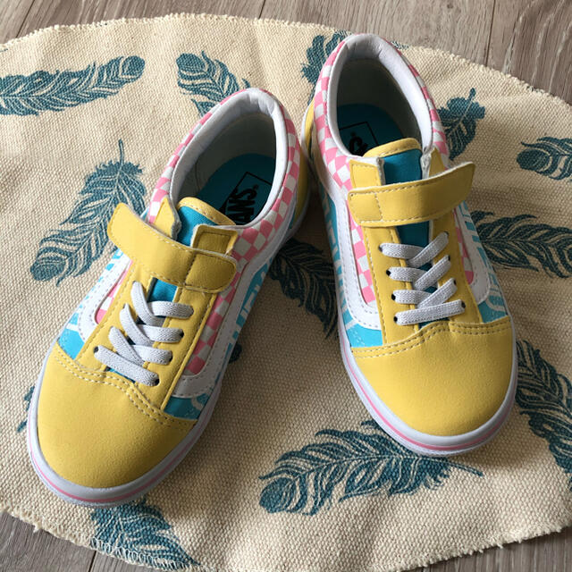 VANS(ヴァンズ)のなぴ様専用☆新品☆ヴァンズ　スニーカー　20センチ キッズ/ベビー/マタニティのキッズ靴/シューズ(15cm~)(スニーカー)の商品写真