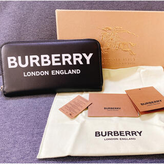 バーバリー(BURBERRY)のBurberry ロゴ　ラウンド　ジップ　ブラック(長財布)