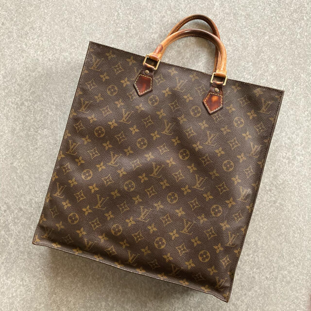 LOUIS VUITTON(ルイヴィトン)のルイヴィトン　サックプラ　モノグラム レディースのバッグ(トートバッグ)の商品写真