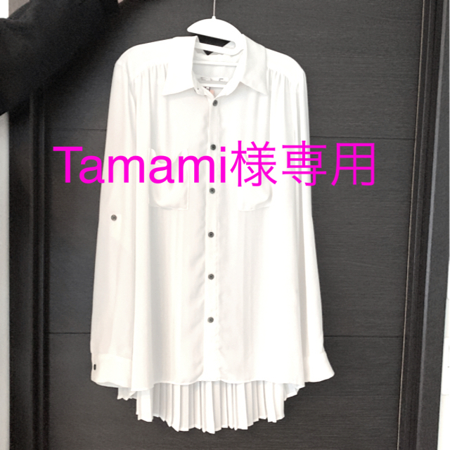 【Tamami様専用】ロングシャツブラウス＆鬼滅の刃カレンダー レディースのトップス(シャツ/ブラウス(長袖/七分))の商品写真