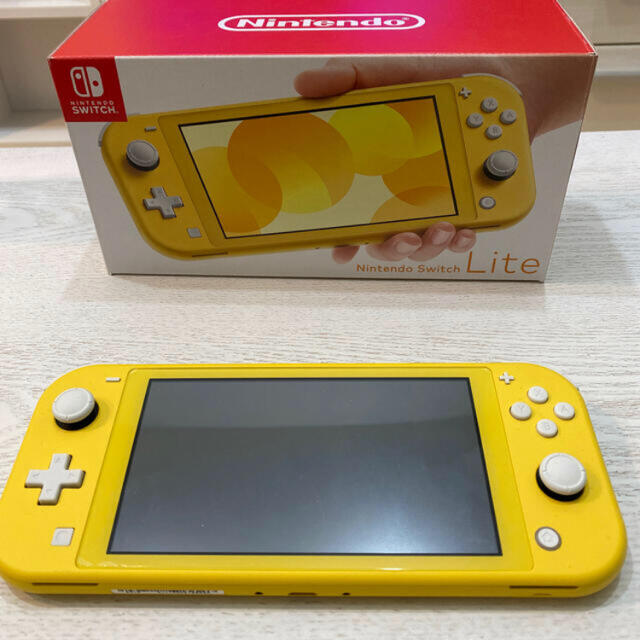 Nintendo Switch Lite 本体  イエロー