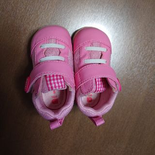 ピジョン ベビーシューズの通販 0点以上 Pigeonのキッズ ベビー マタニティを買うならラクマ ピジョン ベビーシューズの通販 0点以上 Pigeonのキッズ ベビー マタニティを買うならラクマ