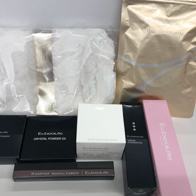 Ex:beaute(エクスボーテ)の【５０％ＯＦＦ】新春福袋２０２１　豪華８点セット (エクスボーテ) コスメ/美容のベースメイク/化粧品(ファンデーション)の商品写真