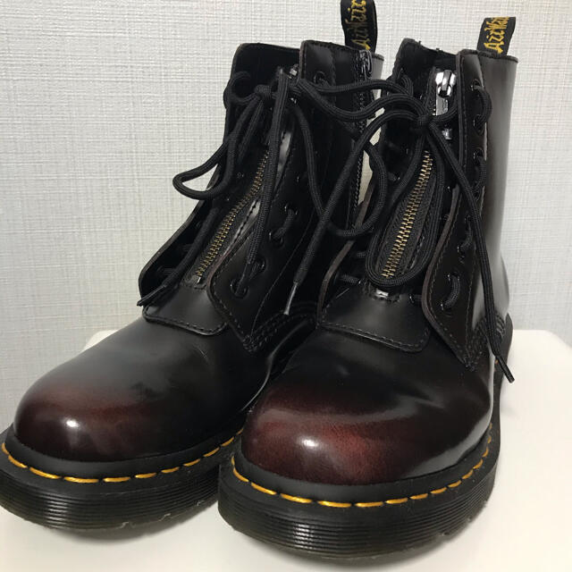 Dr.Martens(ドクターマーチン)のDr.Martens ドクターマーチン レディースの靴/シューズ(ブーツ)の商品写真