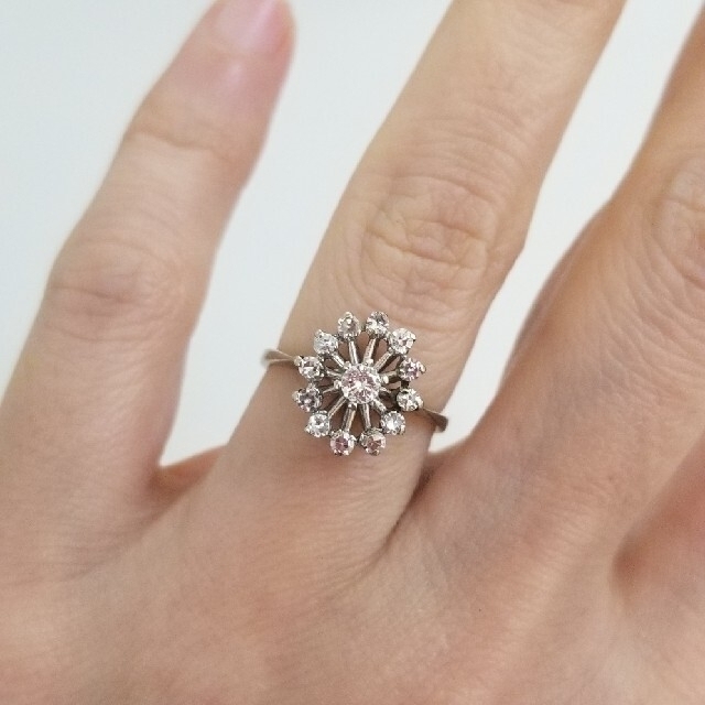 週間SALE‼️　k18　ダイヤモンドリング　18金　k18指輪　WG レディースのアクセサリー(リング(指輪))の商品写真