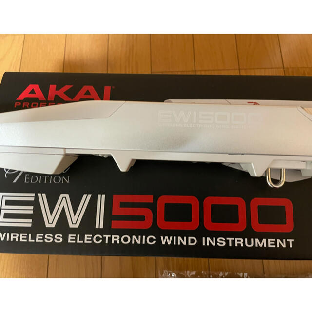 AKAI Professional EWI 5000WJ 美品・おまけ付 楽器のDTM/DAW(MIDIコントローラー)の商品写真