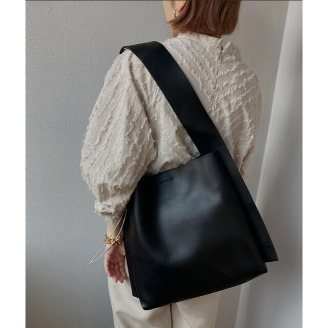 【chuclla】Wide shoulder tote bag