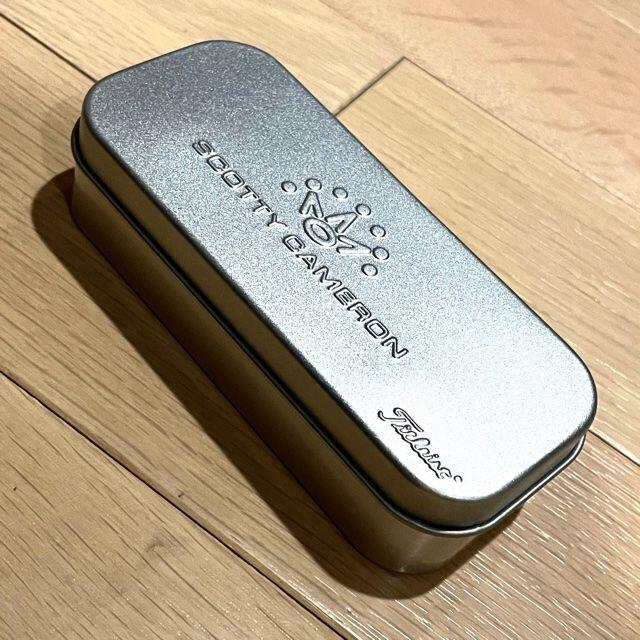 Scotty Cameron(スコッティキャメロン)の【新品・未使用】スコッティーキャメロン　缶ケース スポーツ/アウトドアのゴルフ(その他)の商品写真