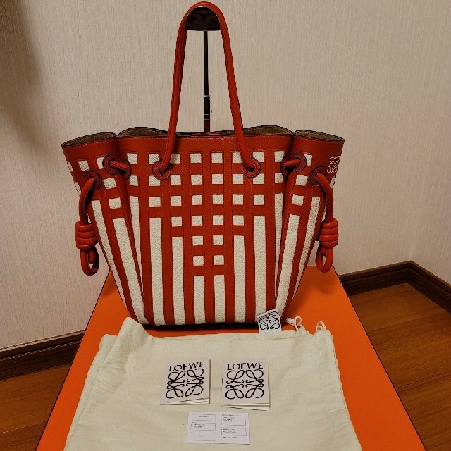販売のため 新品未使用 LOEWEフラメンコノット トートバッグ
