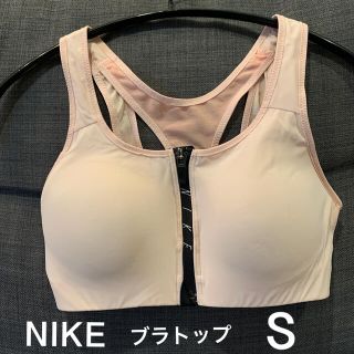 ナイキ(NIKE)のNIKE ミディアムサポート　ブラトップ　ヨガ　ジム　スポーツ(トレーニング用品)