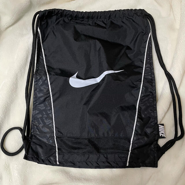 NIKE(ナイキ)のmomoさま【美品】　NIKE  バッグ スポーツ/アウトドアのトレーニング/エクササイズ(その他)の商品写真