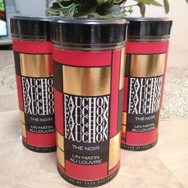 髙島屋(タカシマヤ)の専用　2本に変更分　お得！FAUCHON紅茶　フォション紅茶 食品/飲料/酒の飲料(茶)の商品写真